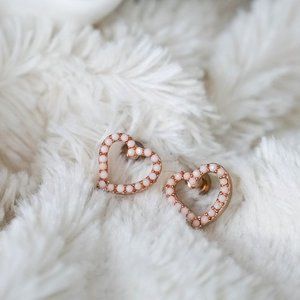 🎉 ROSE GOLD heart shaped earrings